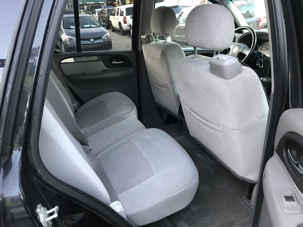 Used - GMC Envoy SLE SUV for sale in Staten Island NY