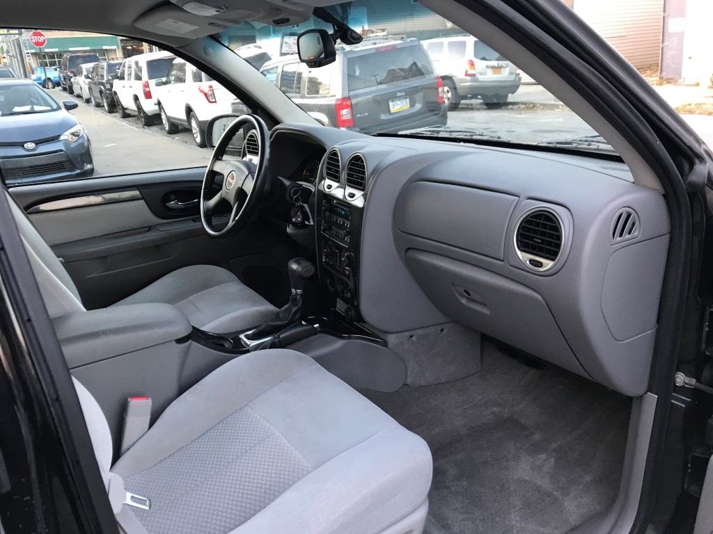 Used - GMC Envoy SLE SUV for sale in Staten Island NY