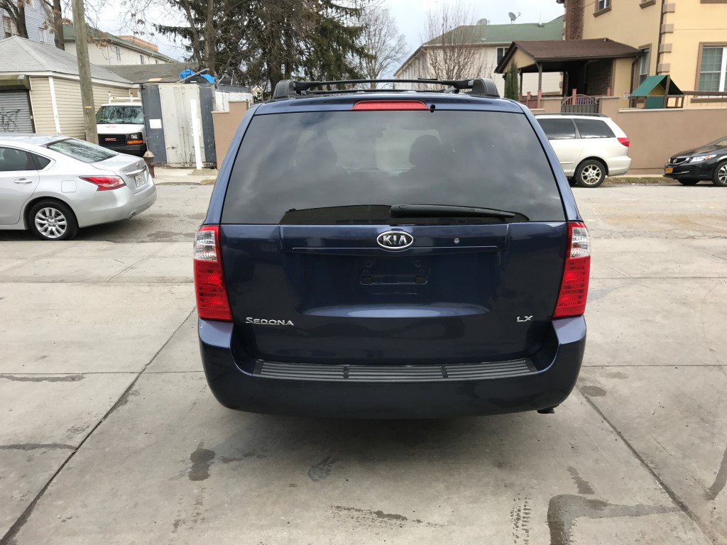 Used - Kia Sedona LX MiniVan for sale in Staten Island NY