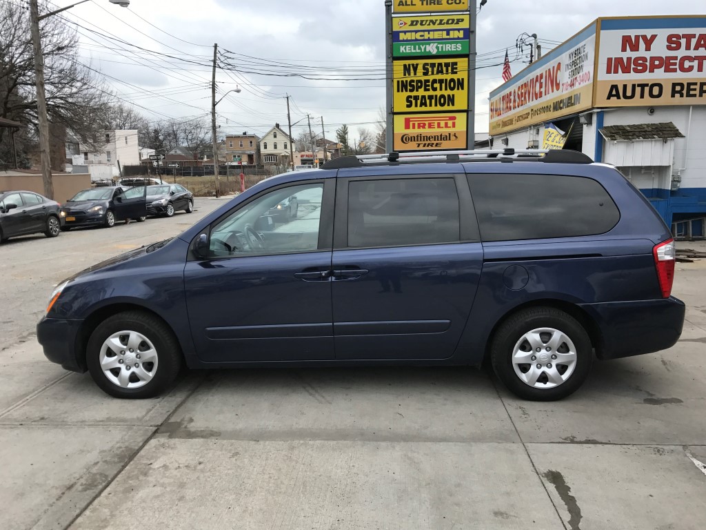 Used - Kia Sedona LX MiniVan for sale in Staten Island NY