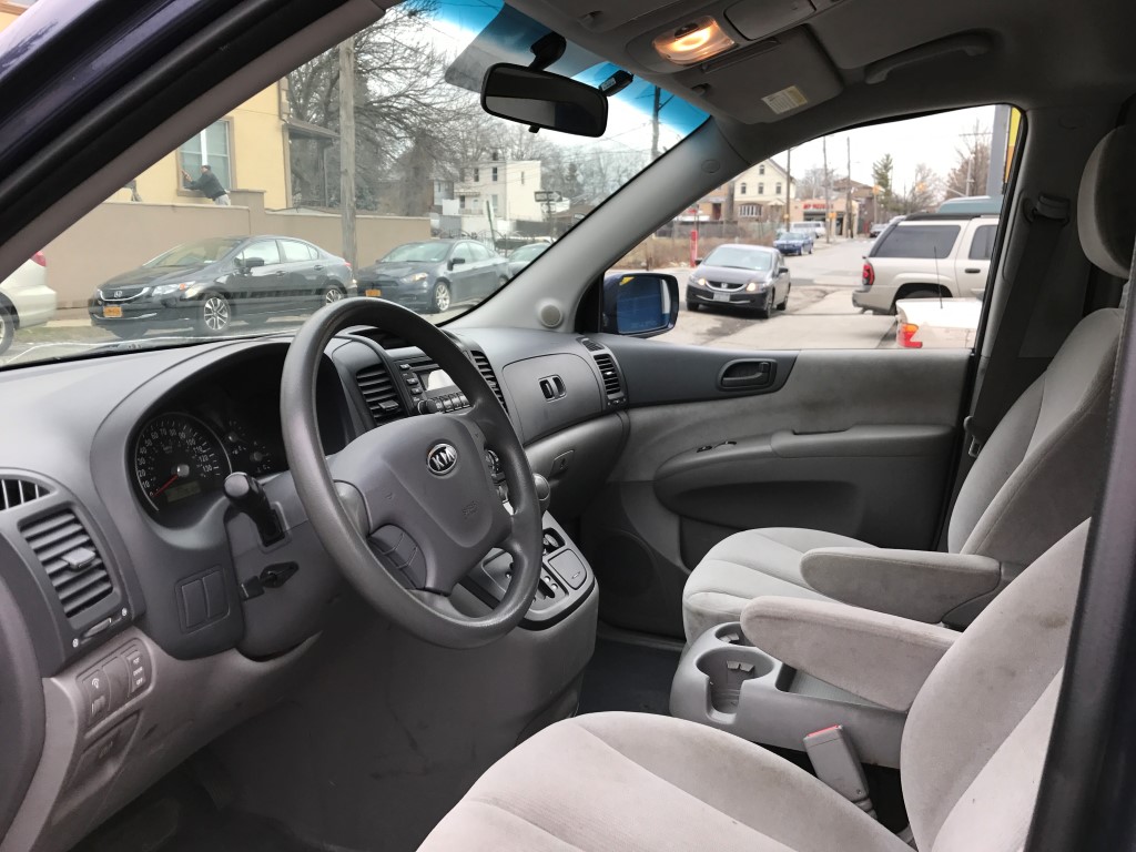 Used - Kia Sedona LX MiniVan for sale in Staten Island NY