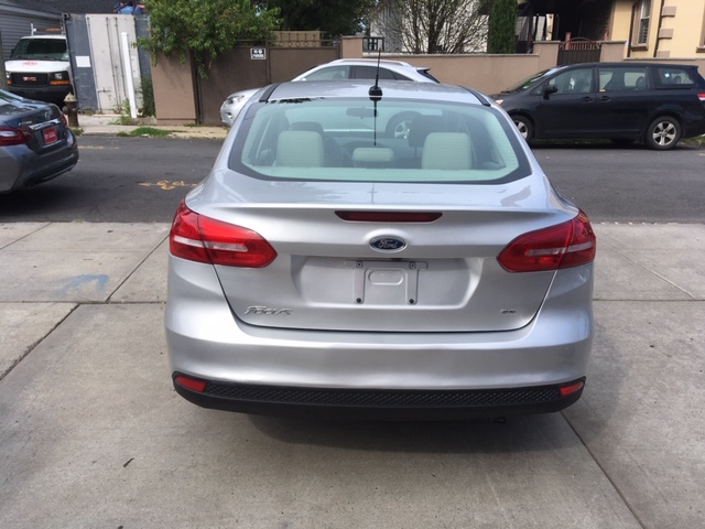 Used - Ford Focus SE Sedan for sale in Staten Island NY