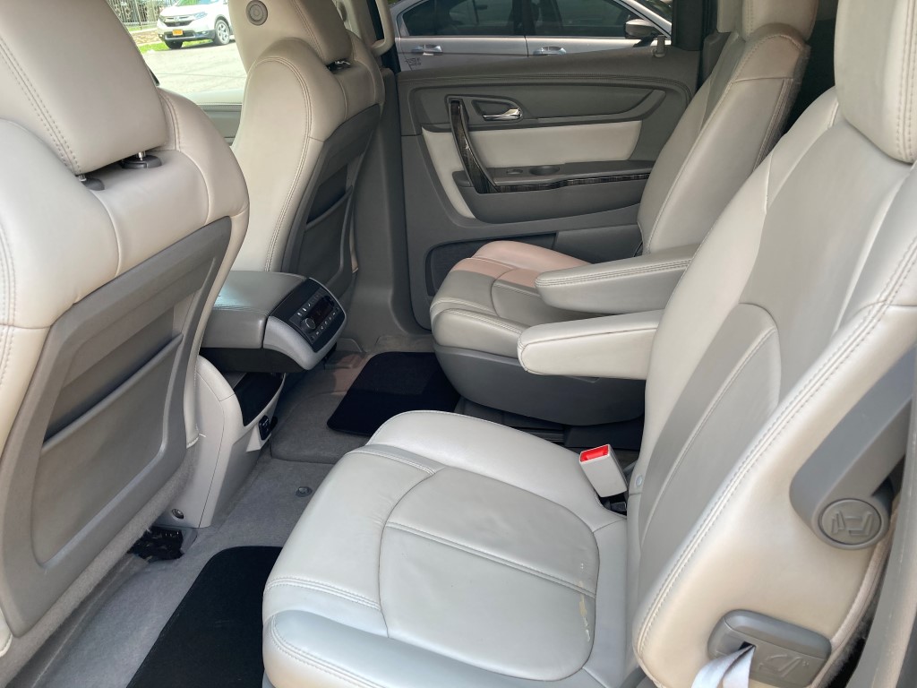 Used - GMC Acadia SLT SUV for sale in Staten Island NY