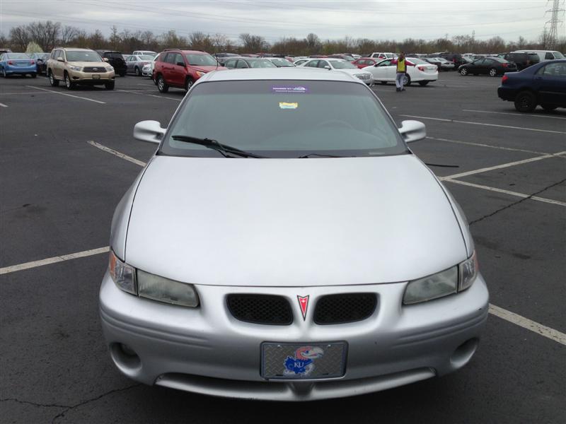 Pre-owned Car Grand PrixPontiac