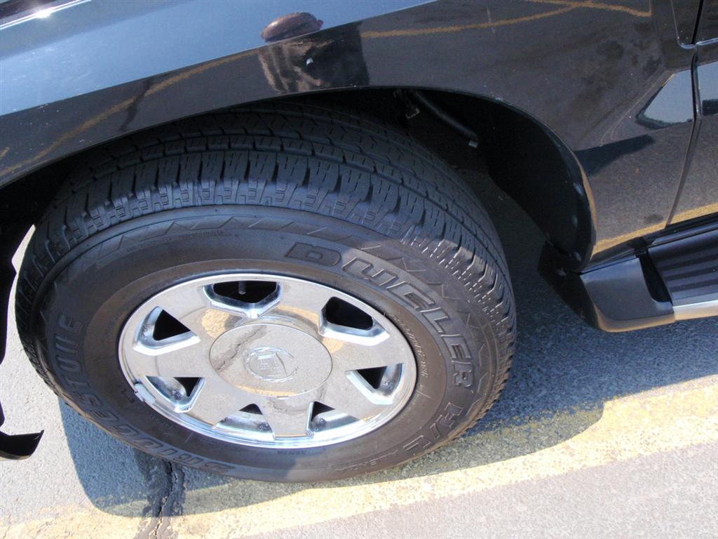 Pre-owned Car EscaladeCadillac