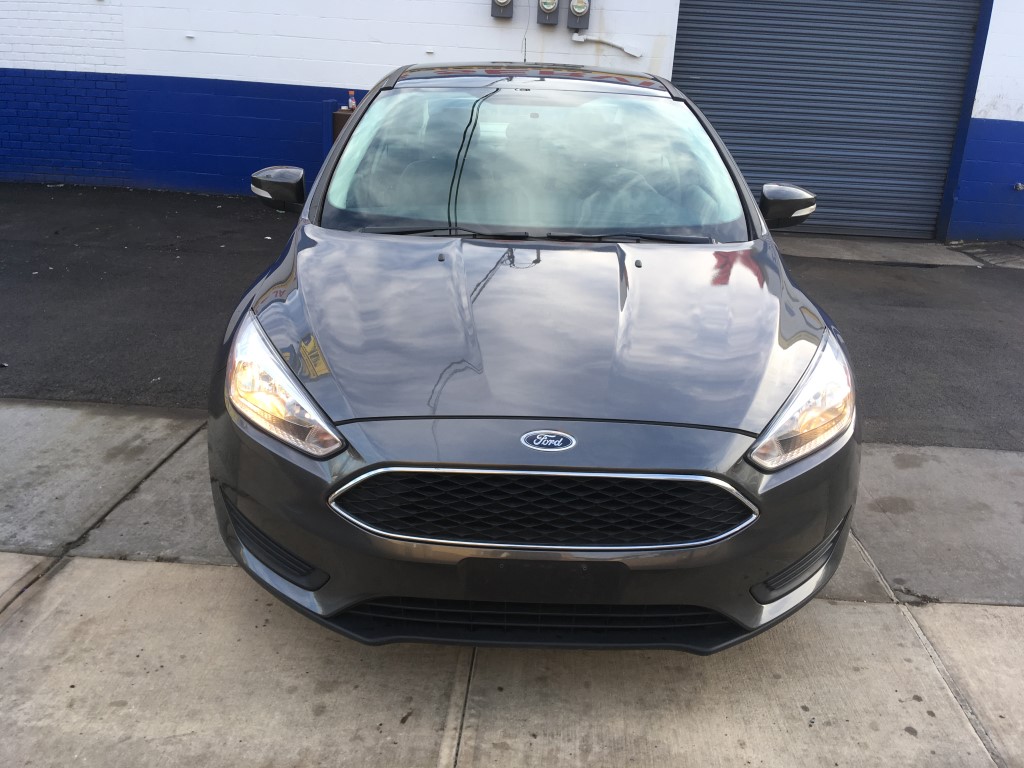 Used - Ford Focus SE Sedan for sale in Staten Island NY