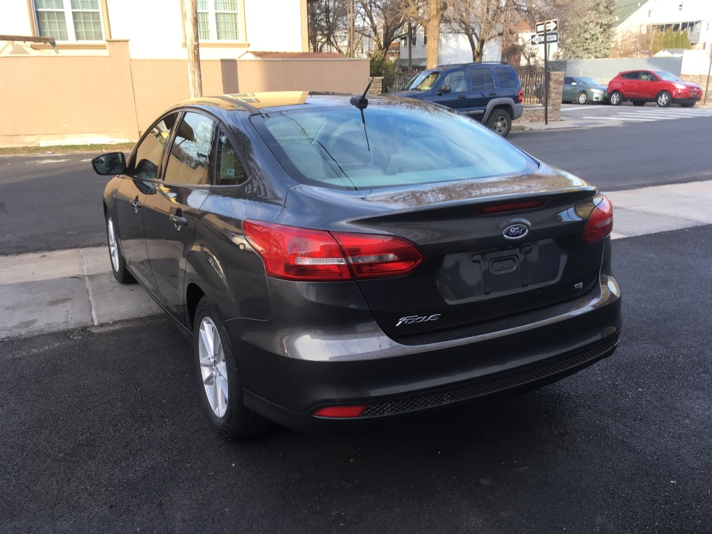 Used - Ford Focus SE Sedan for sale in Staten Island NY