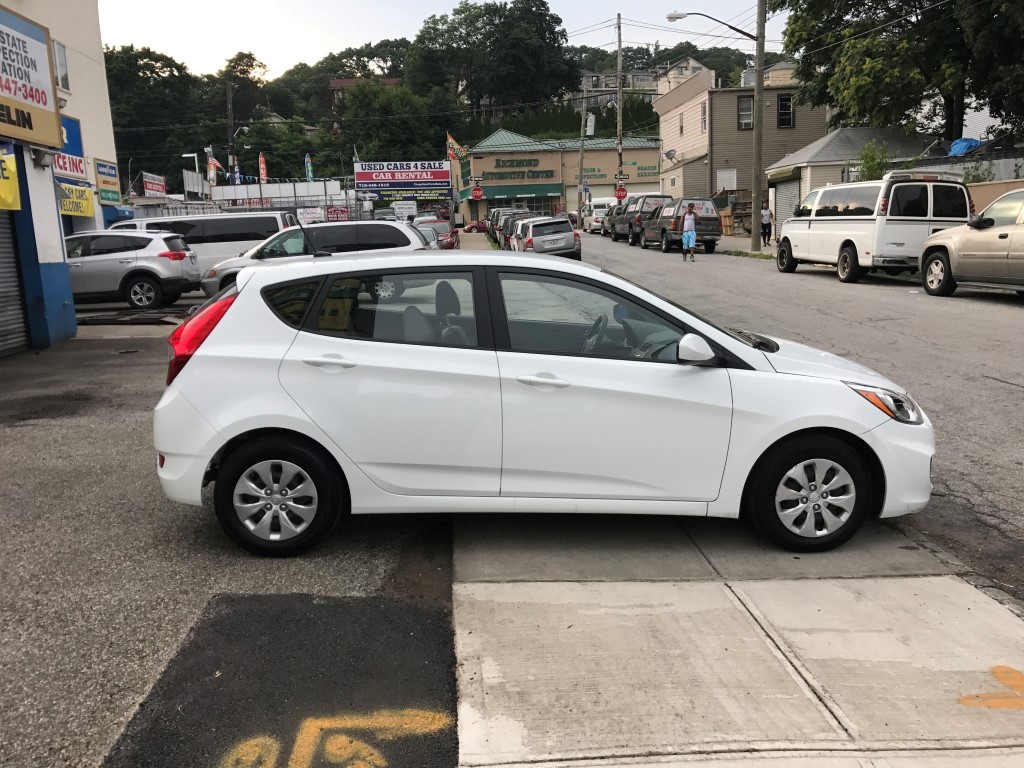 Used - Hyundai Accent SE Hatchback for sale in Staten Island NY