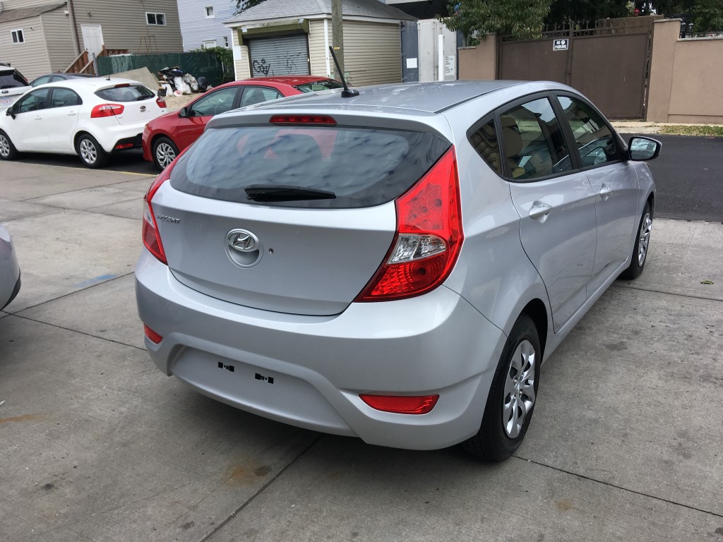 Used - Hyundai Accent SE Hatchback for sale in Staten Island NY