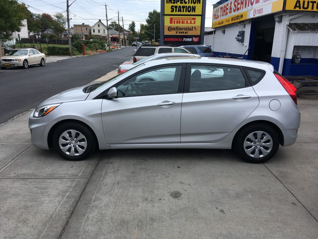 Used - Hyundai Accent SE Hatchback for sale in Staten Island NY