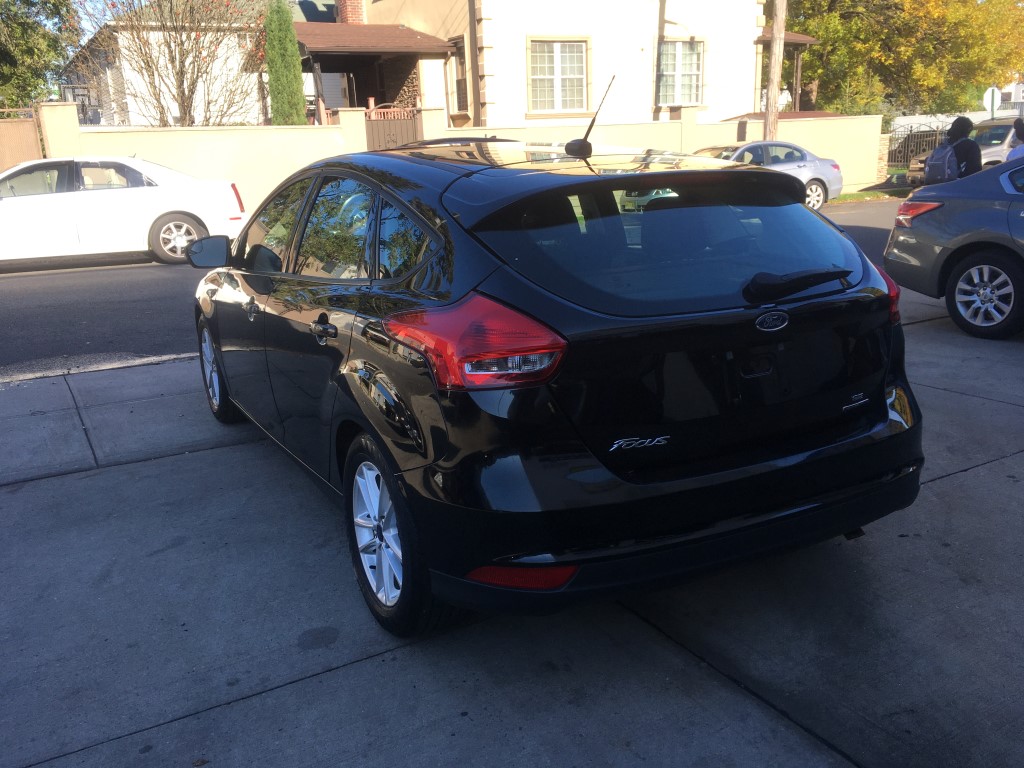 Used - Ford Focus SE Hatchback for sale in Staten Island NY