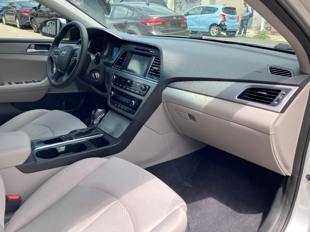 Used - Hyundai Sonata SE Sedan for sale in Staten Island NY