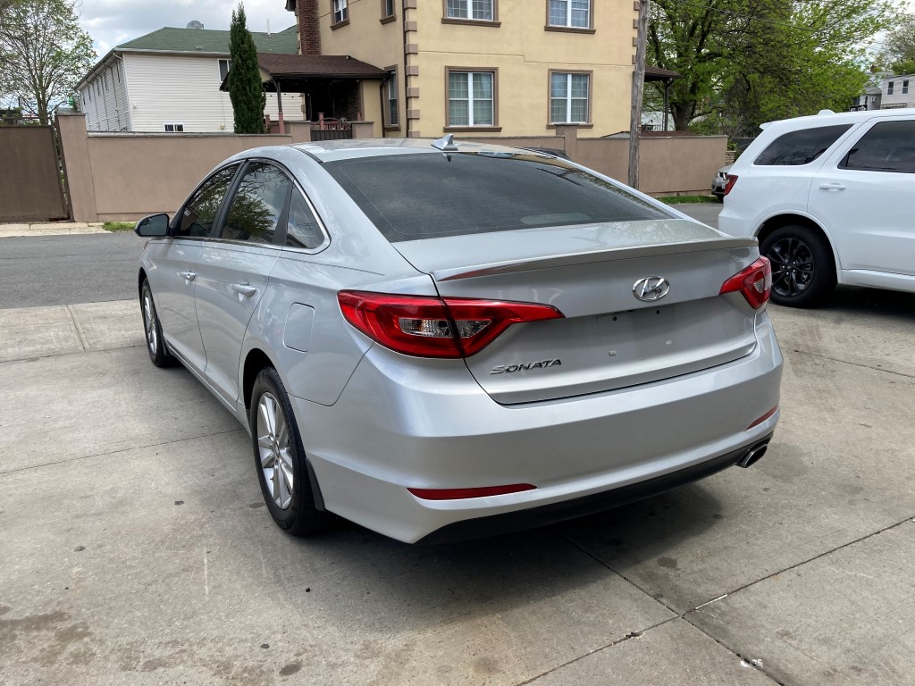Used - Hyundai Sonata SE Sedan for sale in Staten Island NY
