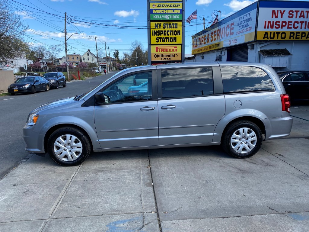 Used - Dodge Grand Caravan SE Minivan for sale in Staten Island NY