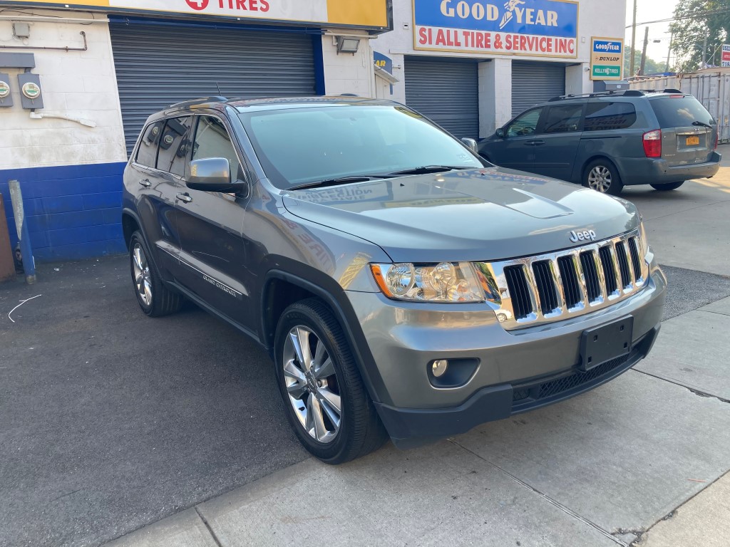 Used - Jeep Grand Cherokee Laredo 4x4 SUV for sale in Staten Island NY