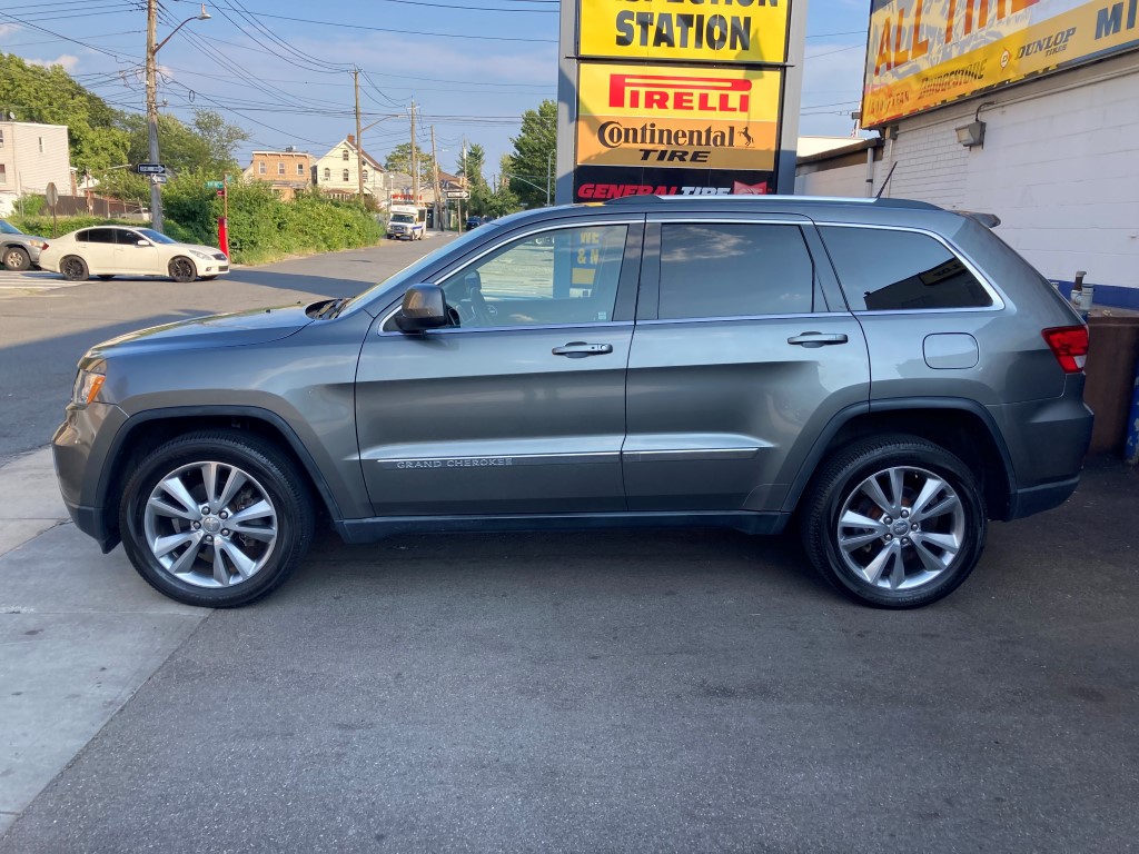 Used - Jeep Grand Cherokee Laredo 4x4 SUV for sale in Staten Island NY