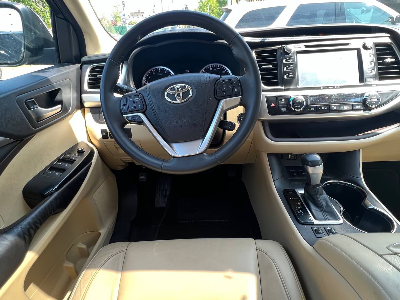 Used - Toyota Highlander XLE SUV for sale in Staten Island NY