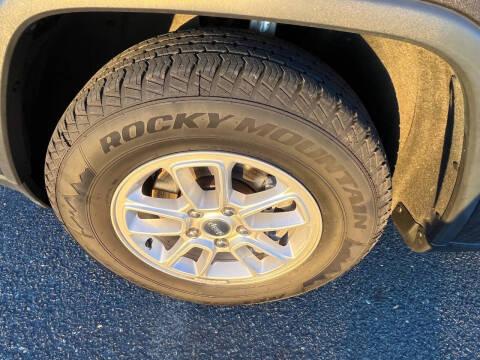 Used - Jeep Grand Cherokee Laredo SUV for sale in Staten Island NY