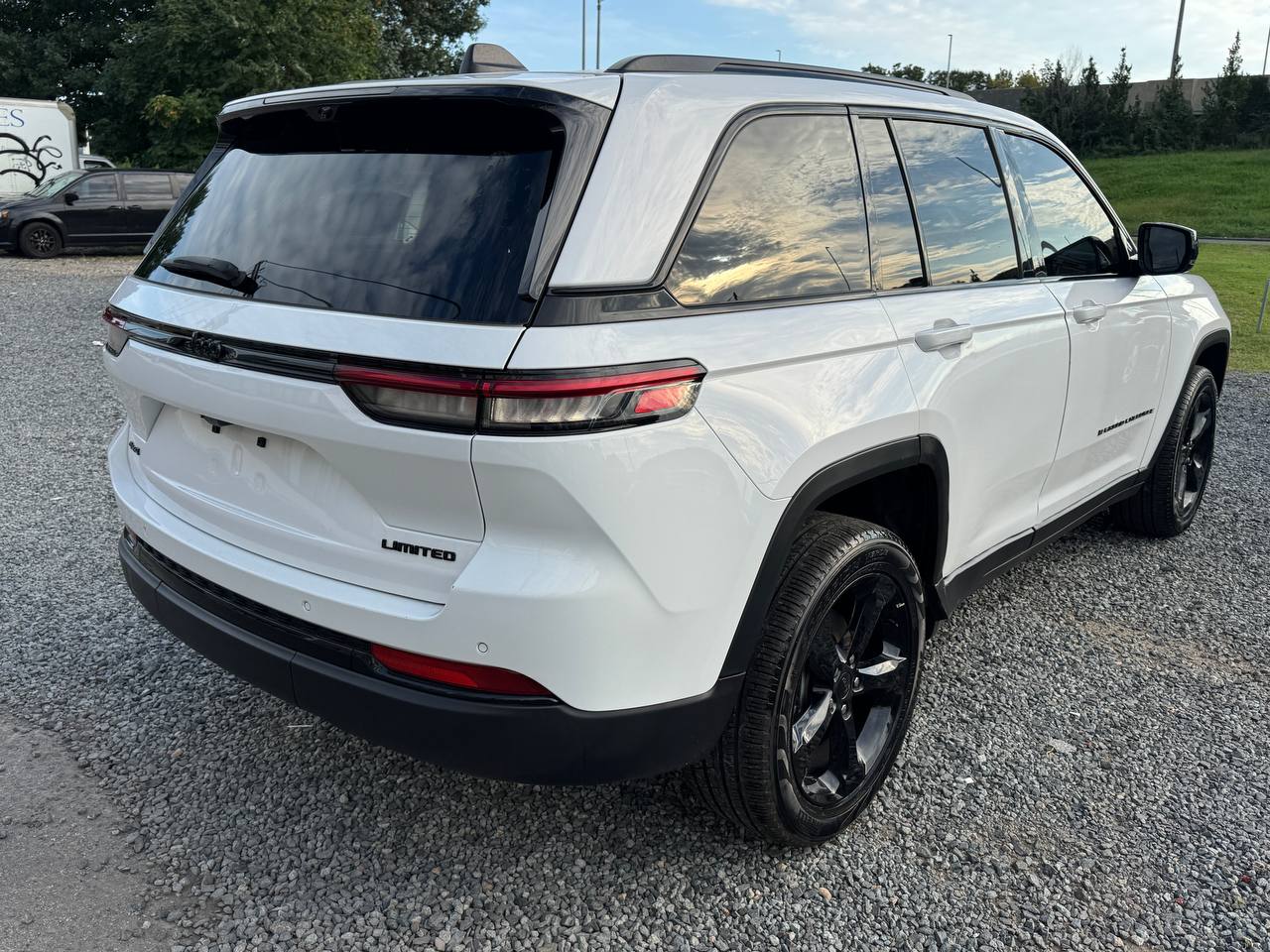 Used - Jeep Grand Cherokee Limited 4x4 SUV for sale in Staten Island NY