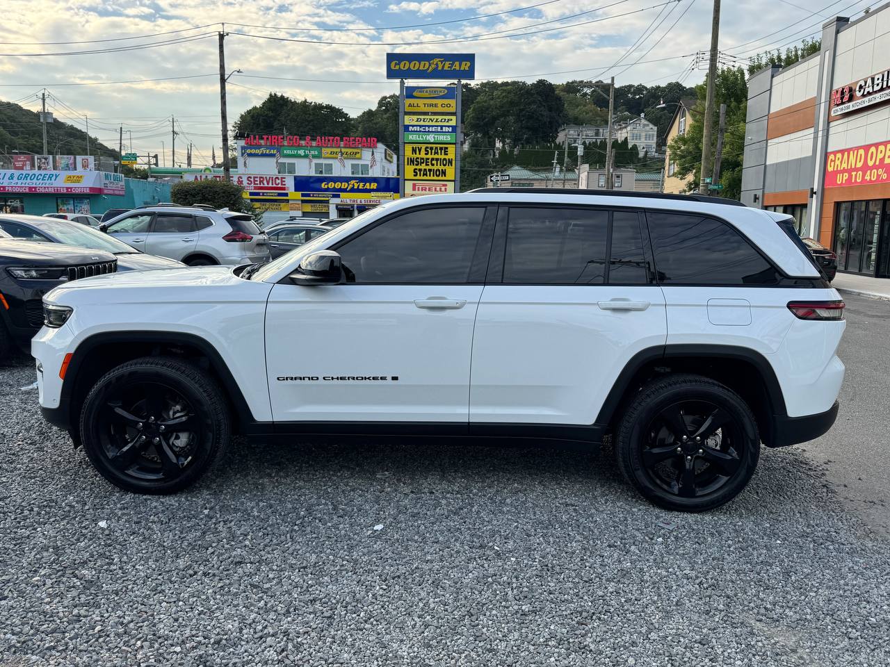Used - Jeep Grand Cherokee Limited 4x4 SUV for sale in Staten Island NY
