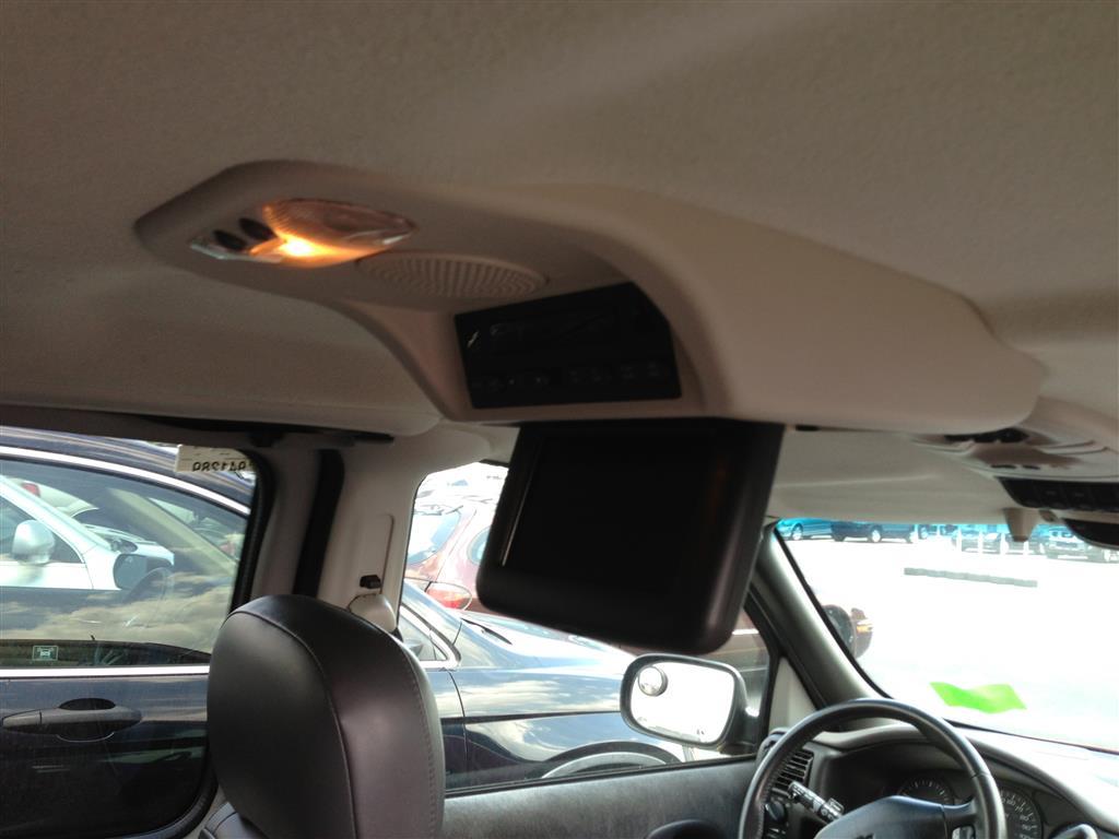 Pre-owned Car Venture Warner Bros. ExtendedChevrolet