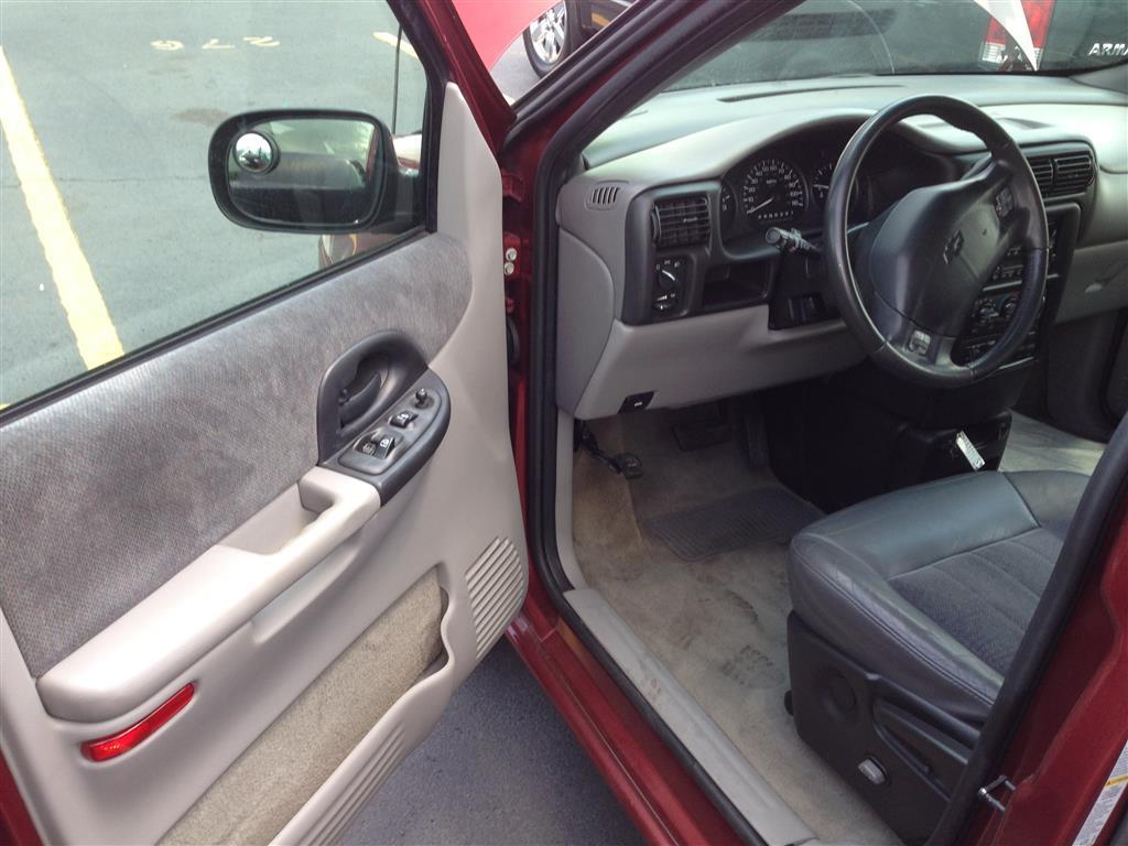 Pre-owned Car Venture Warner Bros. ExtendedChevrolet