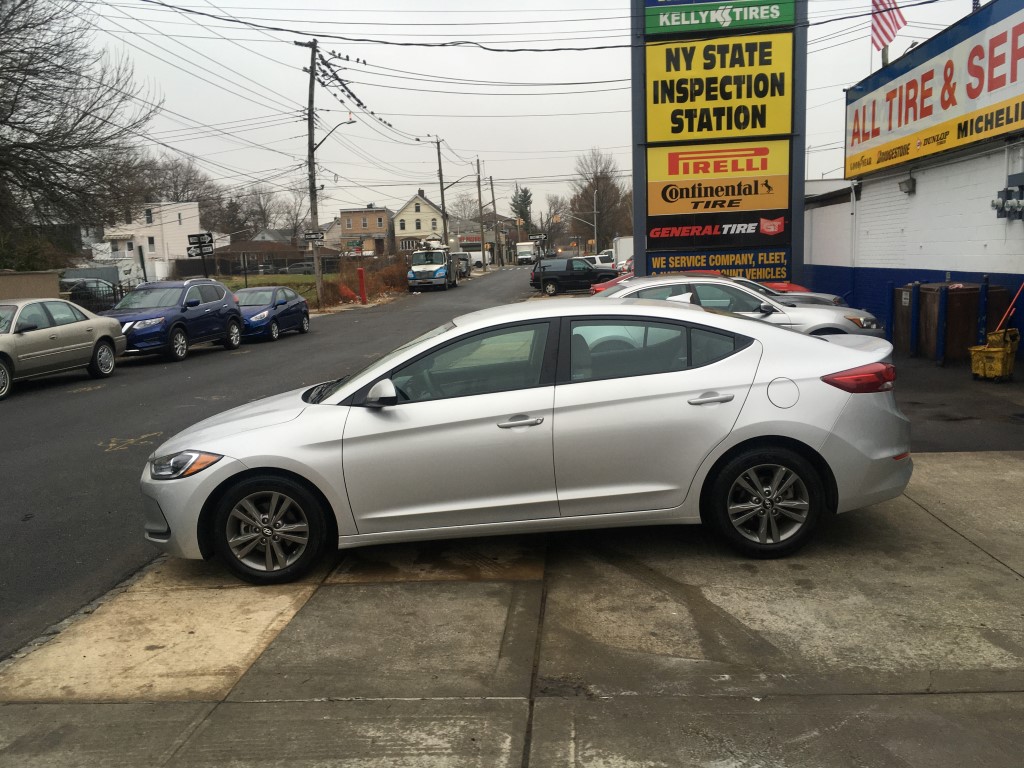 Used - Hyundai Elantra SEL Sedan for sale in Staten Island NY