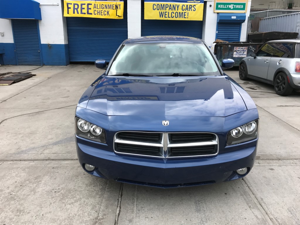 Used 2010 Dodge Charger SXT Sedan $7,990.00