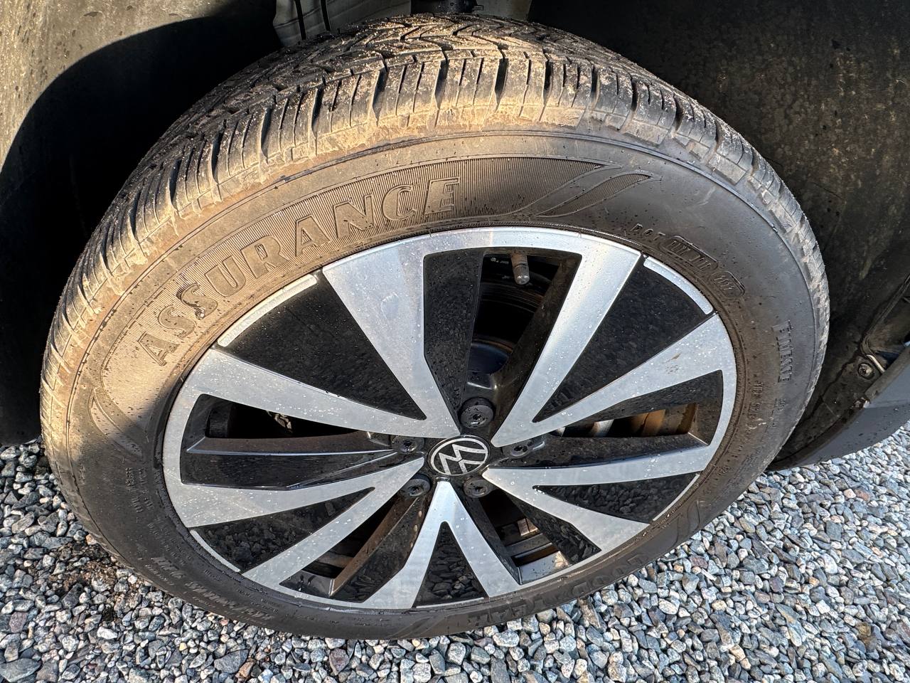 Used - Volkswagen Taos SE SUV for sale in Staten Island NY