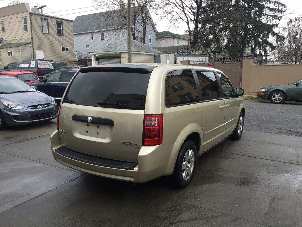Used - Dodge Grand Caravan SE Minivan for sale in Staten Island NY