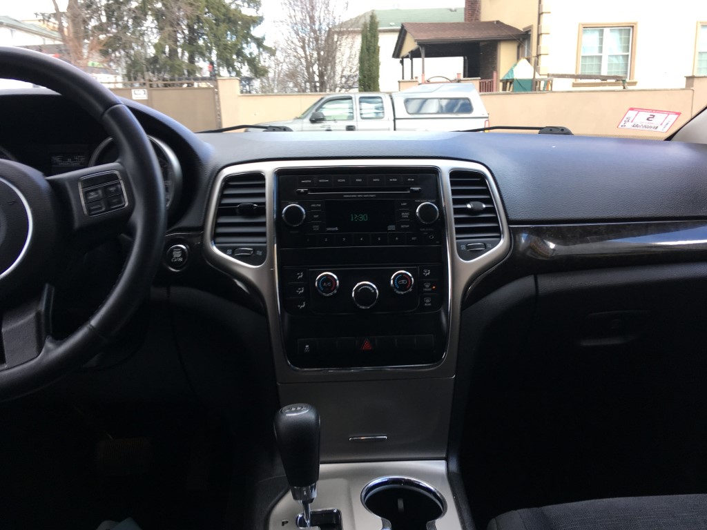 Used - Jeep Grand Cherokee Laredo 4x4 SUV for sale in Staten Island NY