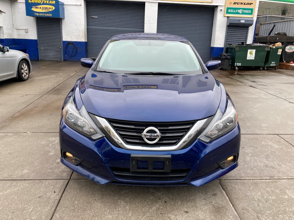 Used - Nissan Altima 2.5 SR Sedan for sale in Staten Island NY