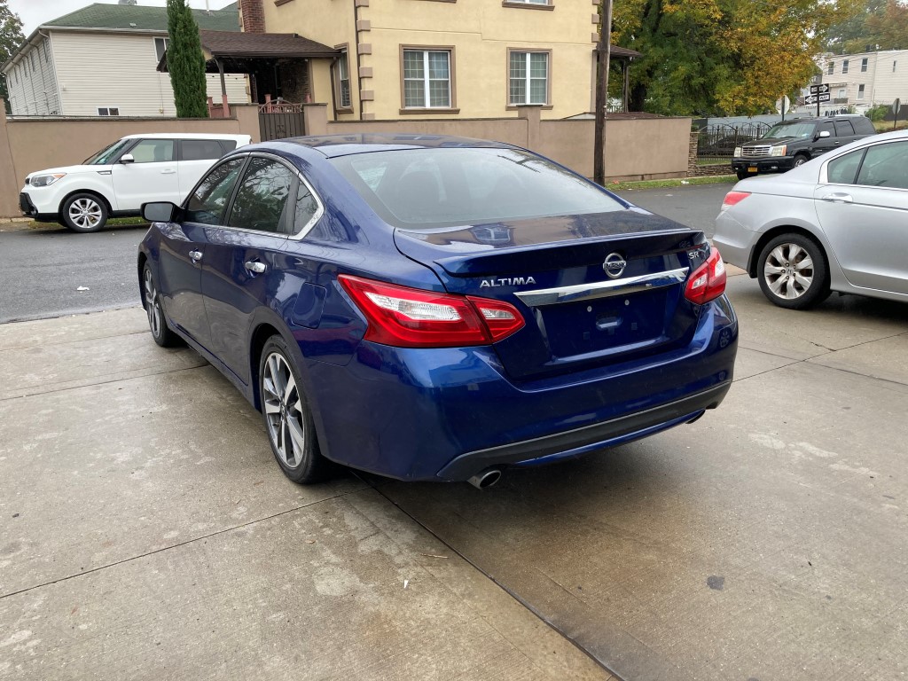 Used - Nissan Altima 2.5 SR Sedan for sale in Staten Island NY