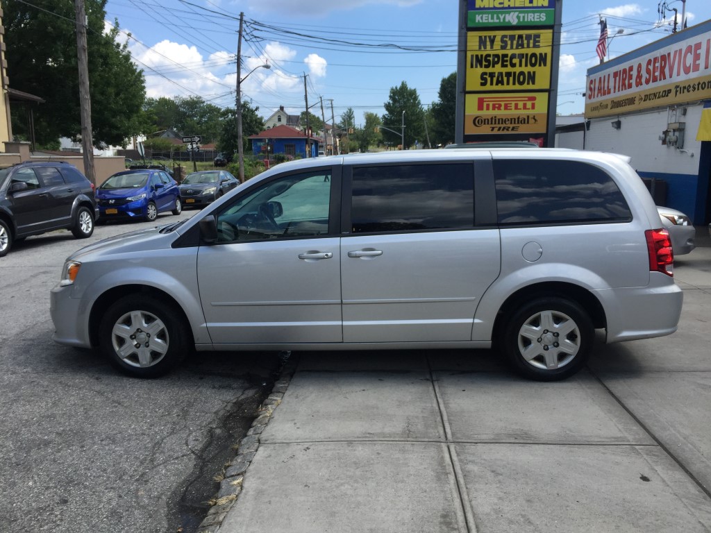 Used - Dodge Grand Caravan SE MiniVan for sale in Staten Island NY