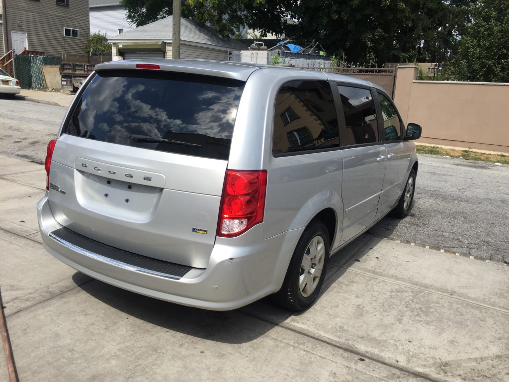 Used - Dodge Grand Caravan SE MiniVan for sale in Staten Island NY