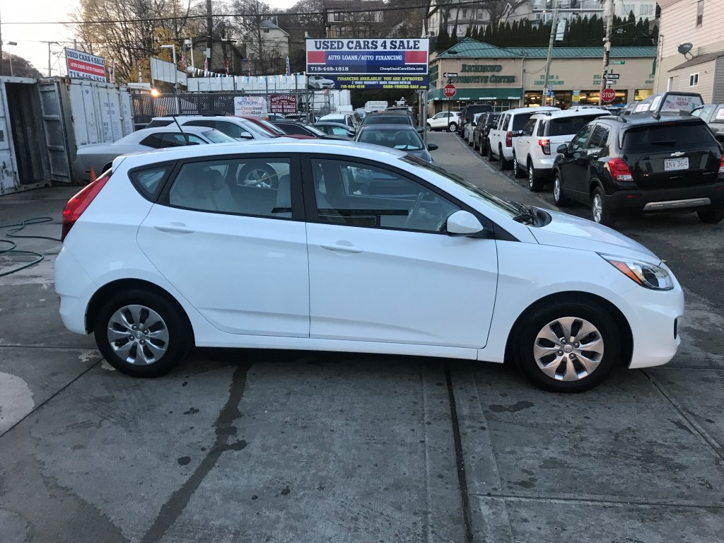 Used - Hyundai Accent SE Hatchback for sale in Staten Island NY
