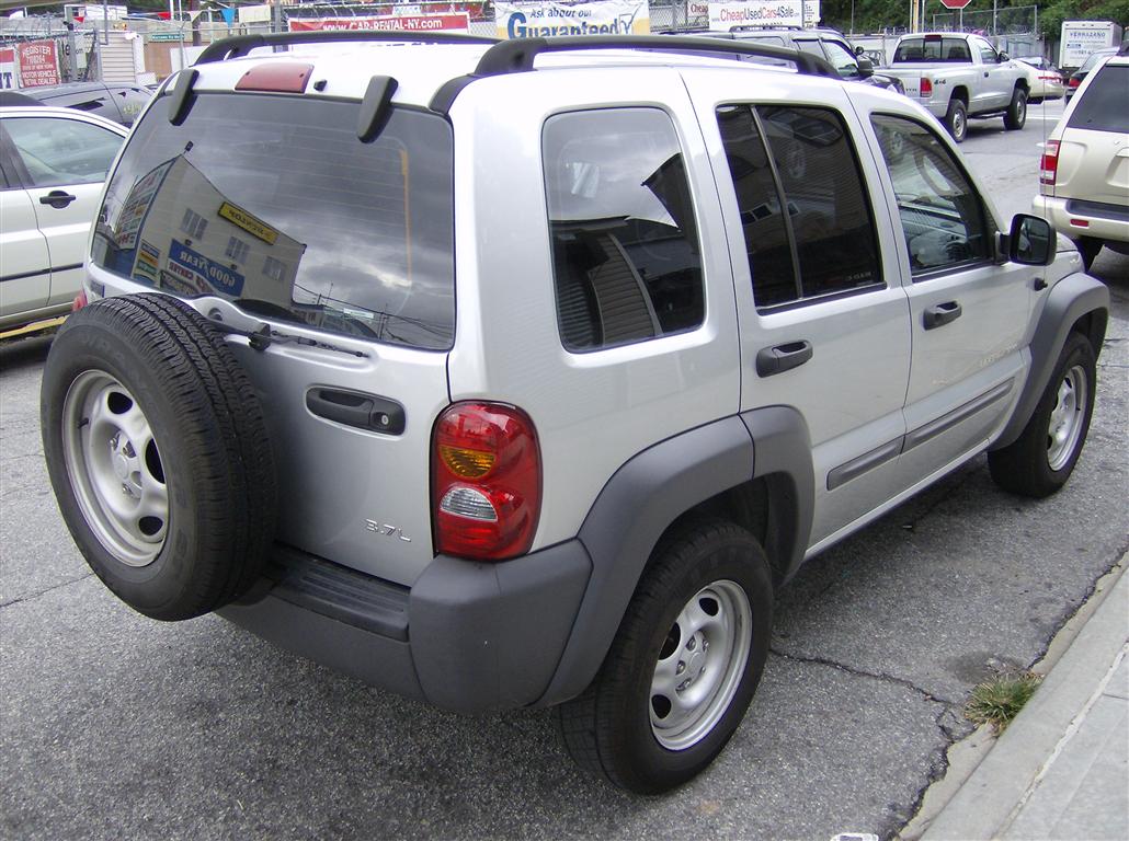 Pre-owned Car LibertyJeep