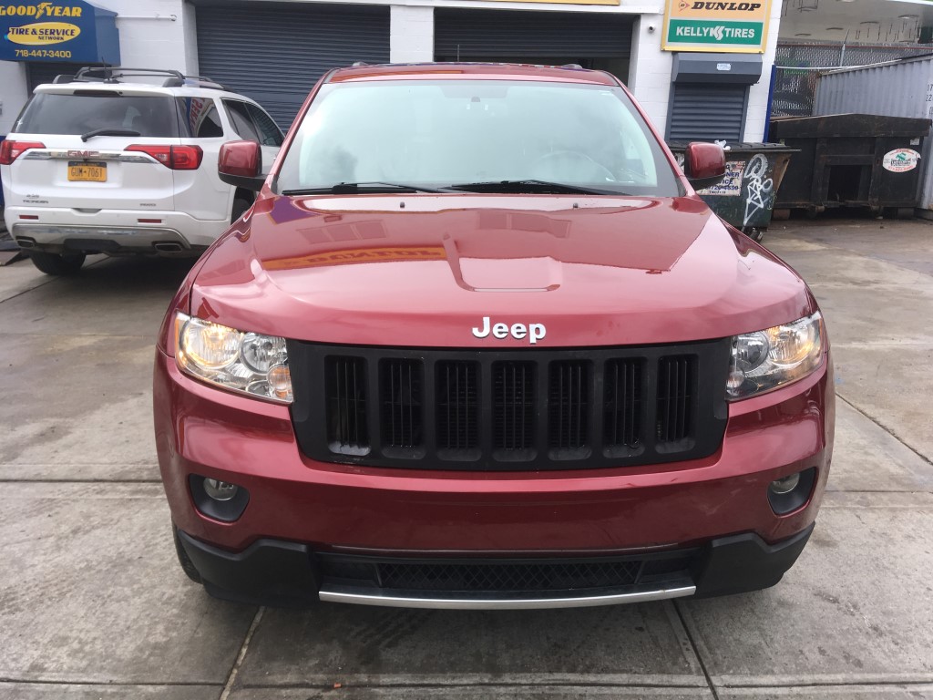Used 2012 Jeep Grand Cherokee Laredo 4x4 SUV 13,390.00