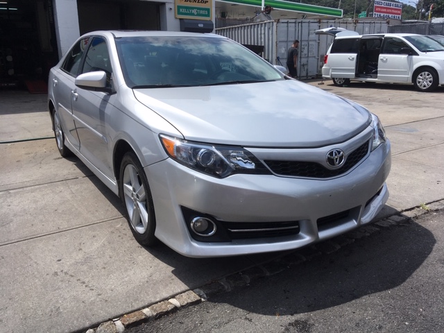 Used - Toyota Camry SE Sedan for sale in Staten Island NY