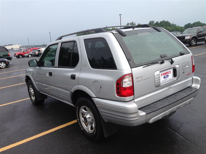 2001 Isuzu Rodeo Sport Utility 4WD for sale in Brooklyn, NY