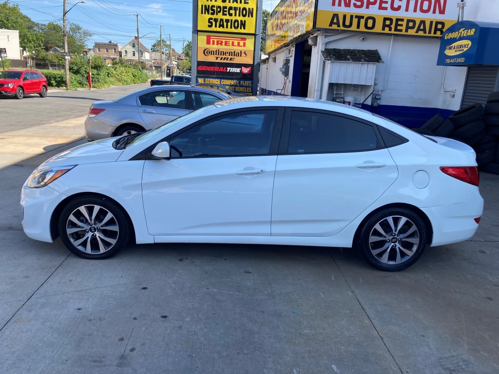 Used - Hyundai Accent VALUE EDITION Sedan for sale in Staten Island NY