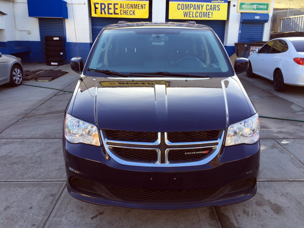 Used - Dodge Caravan SXT MiniVan for sale in Staten Island NY