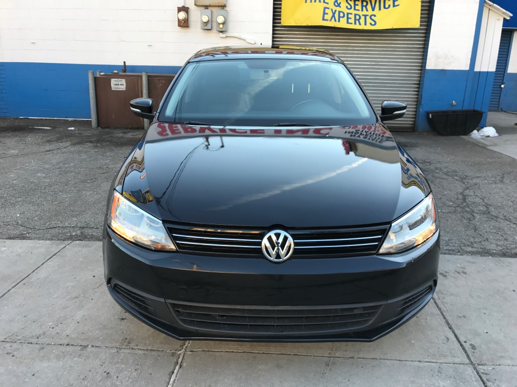 Used 2011 Volkswagen Jetta SE Sedan 7,990.00