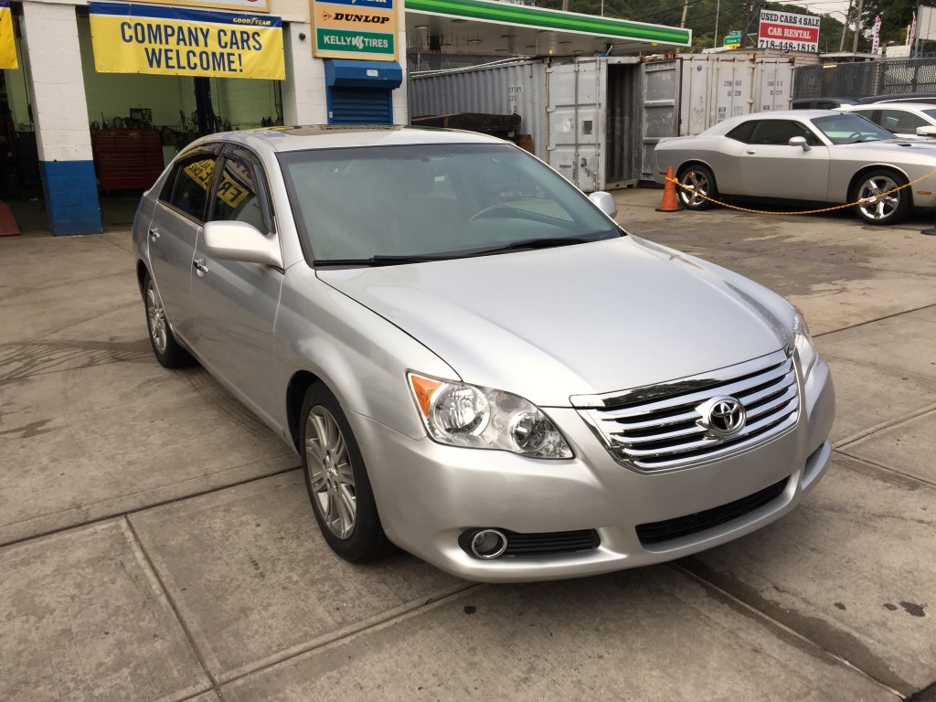 Used 2010 Toyota Avalon Sedan 9,990.00