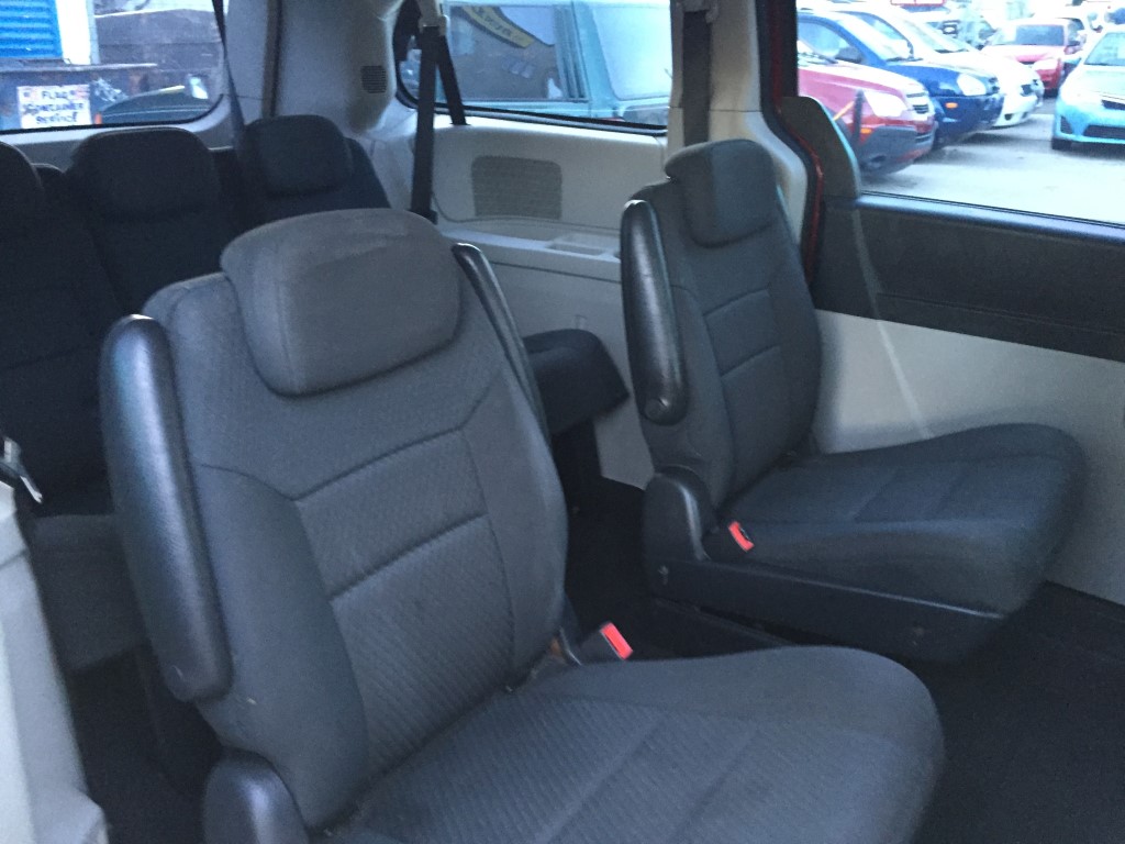 Used - Dodge Caravan SE MiniVan for sale in Staten Island NY