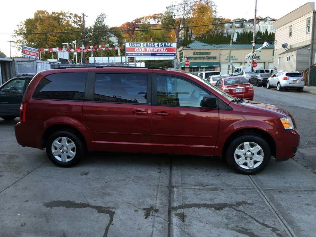 Used - Dodge Caravan SE MiniVan for sale in Staten Island NY