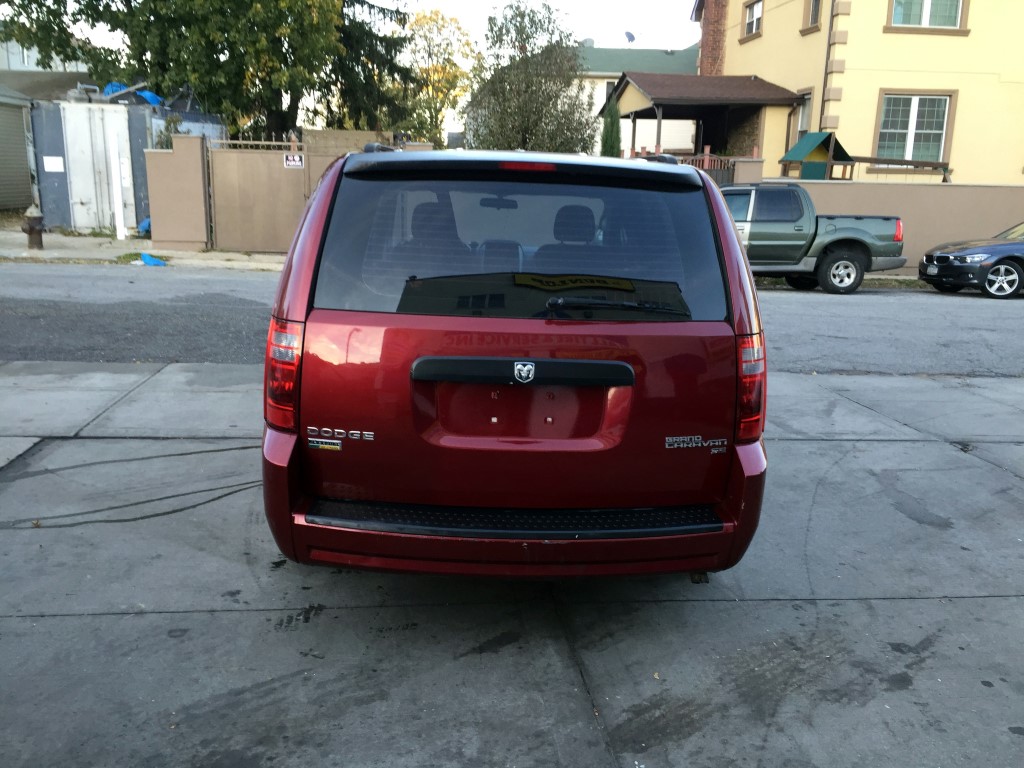 Used - Dodge Caravan SE MiniVan for sale in Staten Island NY