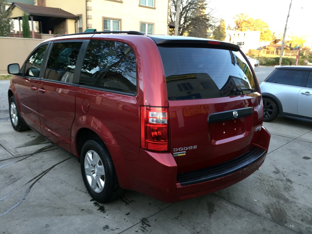Used - Dodge Caravan SE MiniVan for sale in Staten Island NY