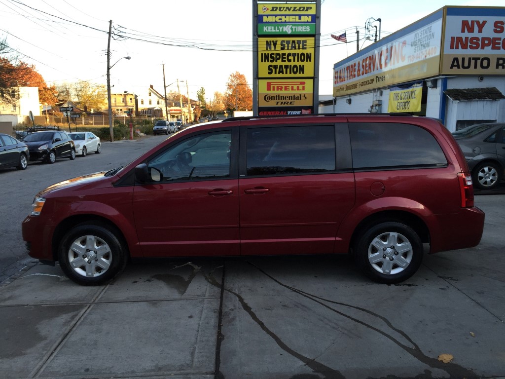 Used - Dodge Caravan SE MiniVan for sale in Staten Island NY
