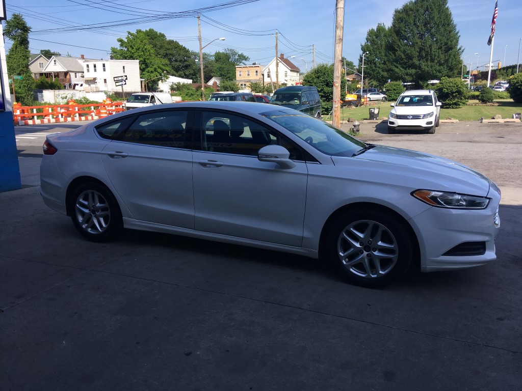 Used - Ford Fusion SE Sedan for sale in Staten Island NY